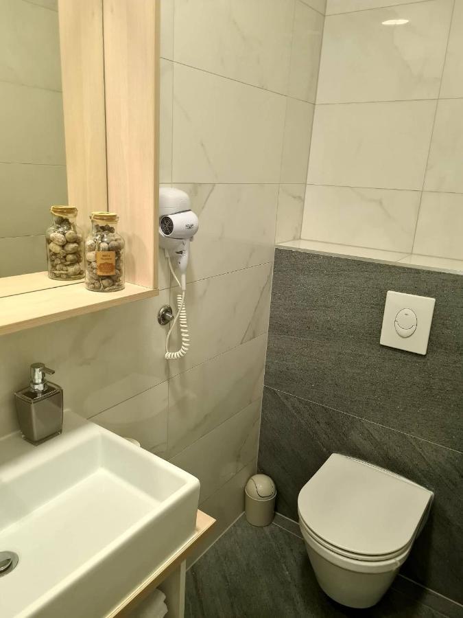 Bonitos, Sobe-Rooms Slavonski Brod Exteriér fotografie