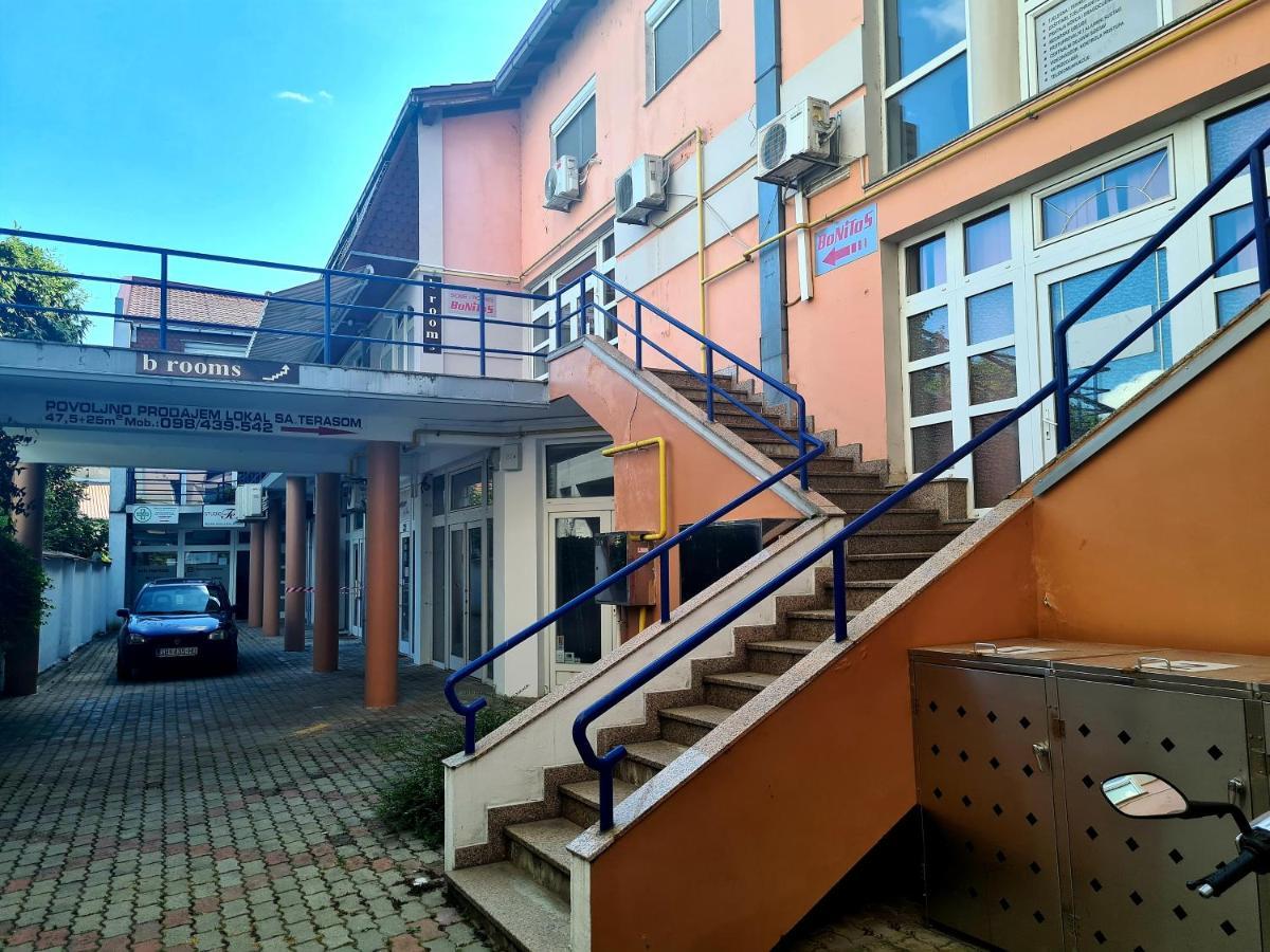 Bonitos, Sobe-Rooms Slavonski Brod Exteriér fotografie